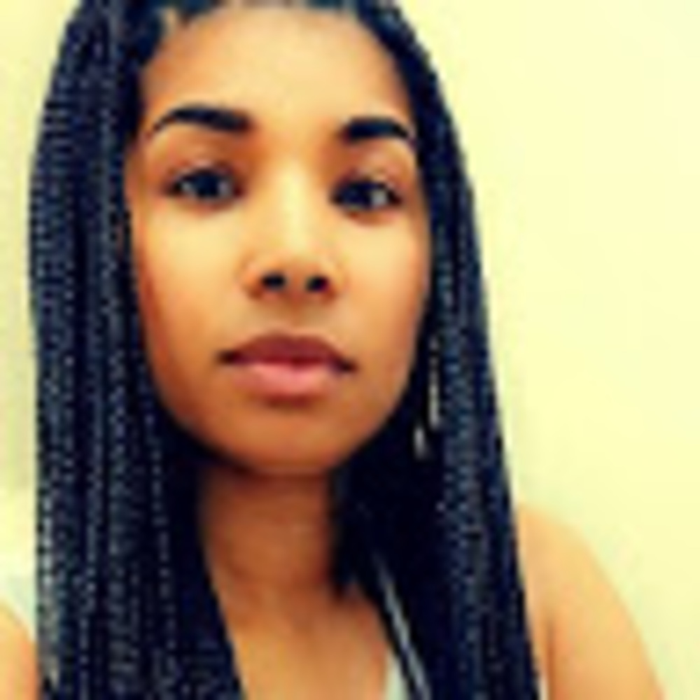 Meet your Posher, Alicia